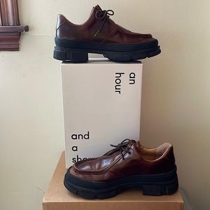 An Hour and a Shower Squash Loafer sz. 39/9